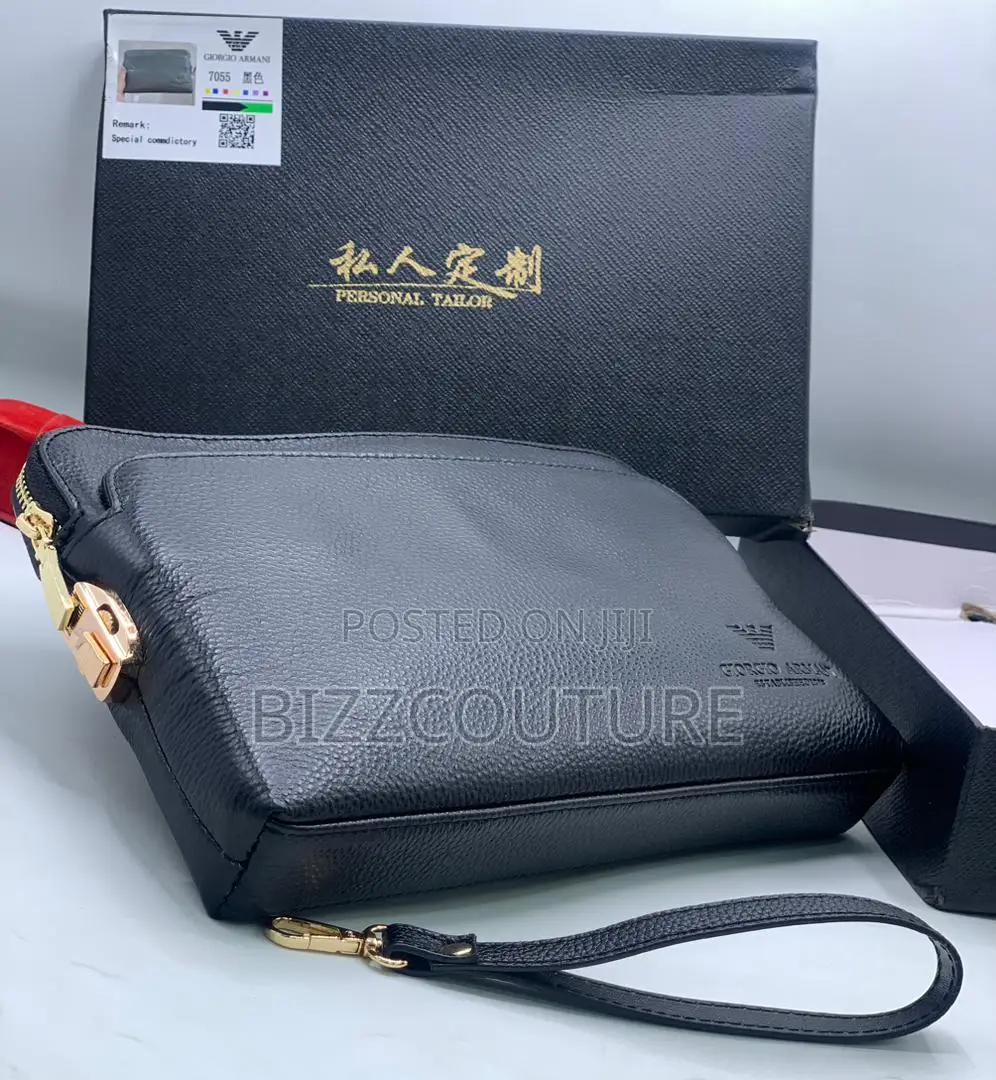 Original Gucci Black Leather Bag Is Available in Store Now