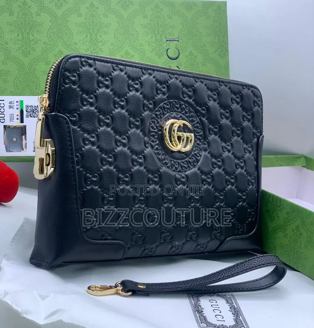 Original Gucci Black Leather Bag Is Avaialble in Store Now
