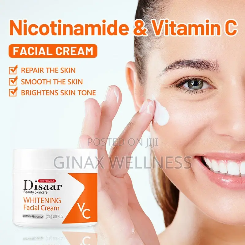 Disaar Whitening Facial Cream With Vitamin C (120g)
