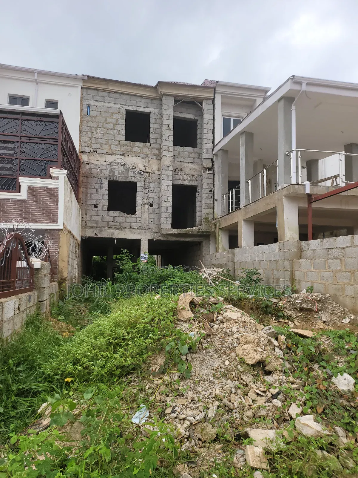 3bdrm Duplex in Naf Valley Estate, Asokoro for sale