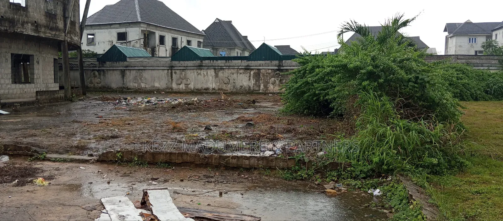 For Sale : 1 Plot at Havana Estate, Sars Rd