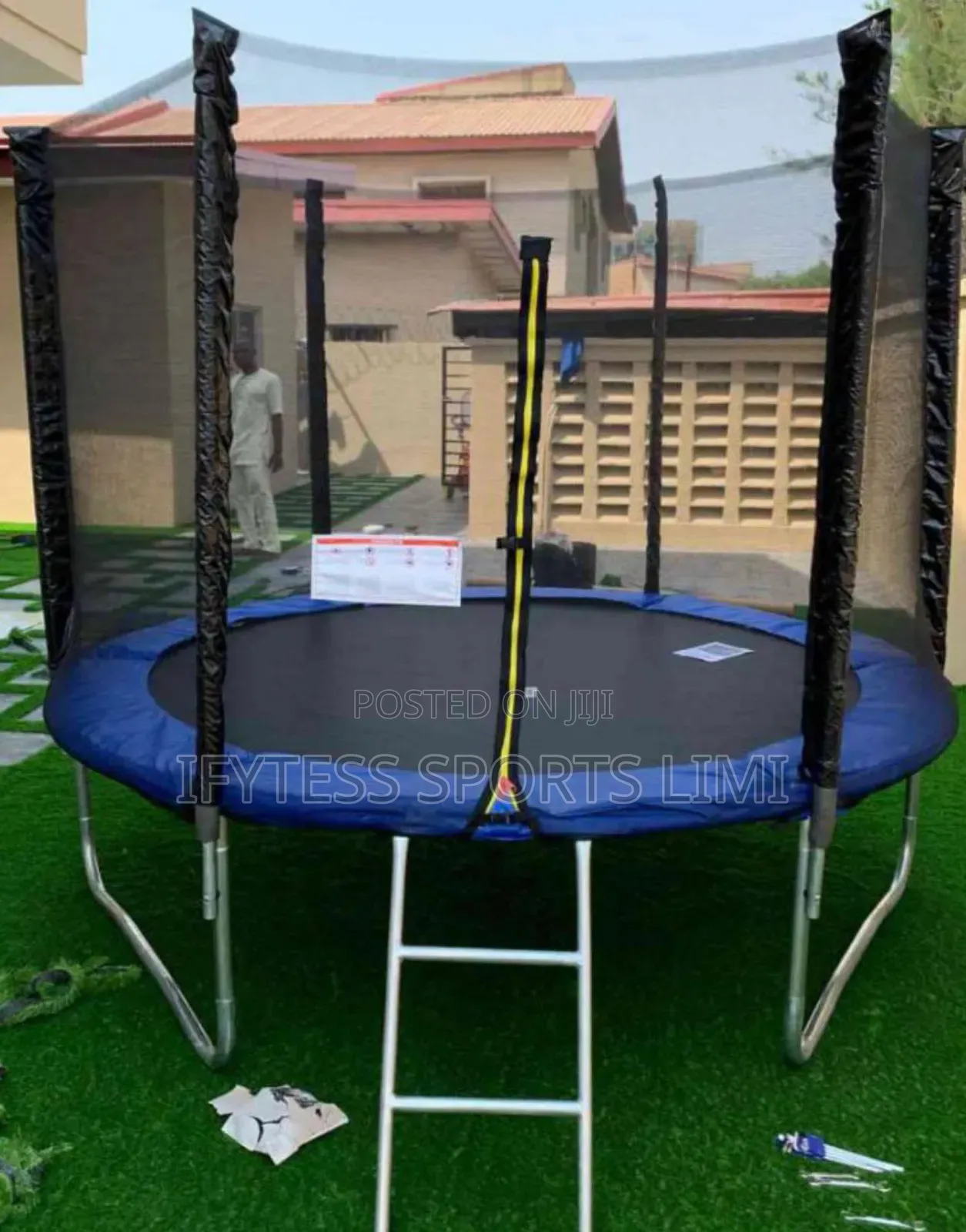 8ft Trampoline With Ladder