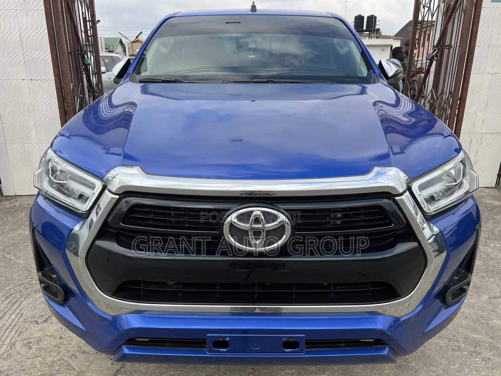 Toyota Hilux 2022 Blue