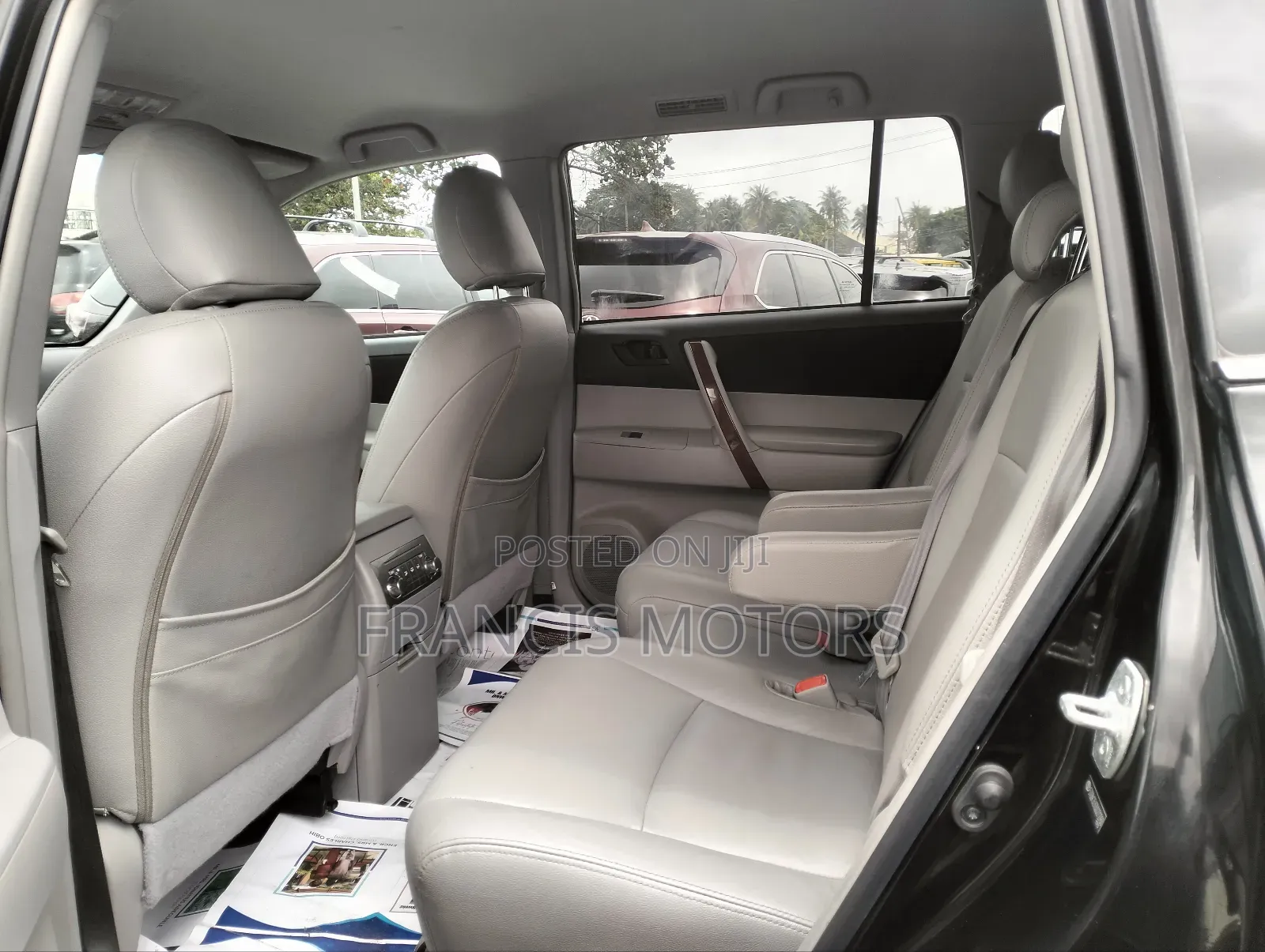 Toyota Highlander 3.5L 4WD 2013 Black