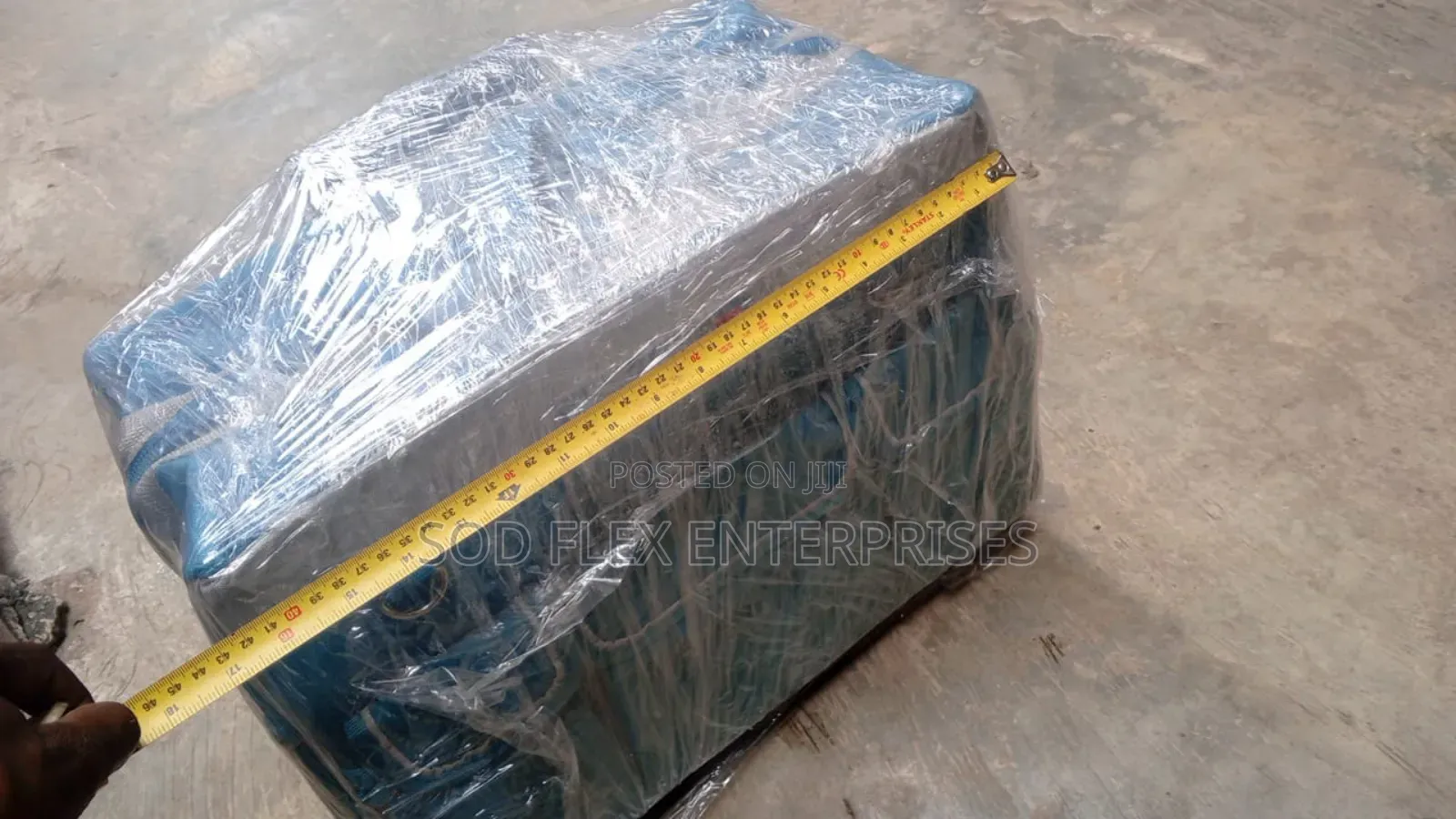 Total Heavy Duty Tools Bag  With Two Tires