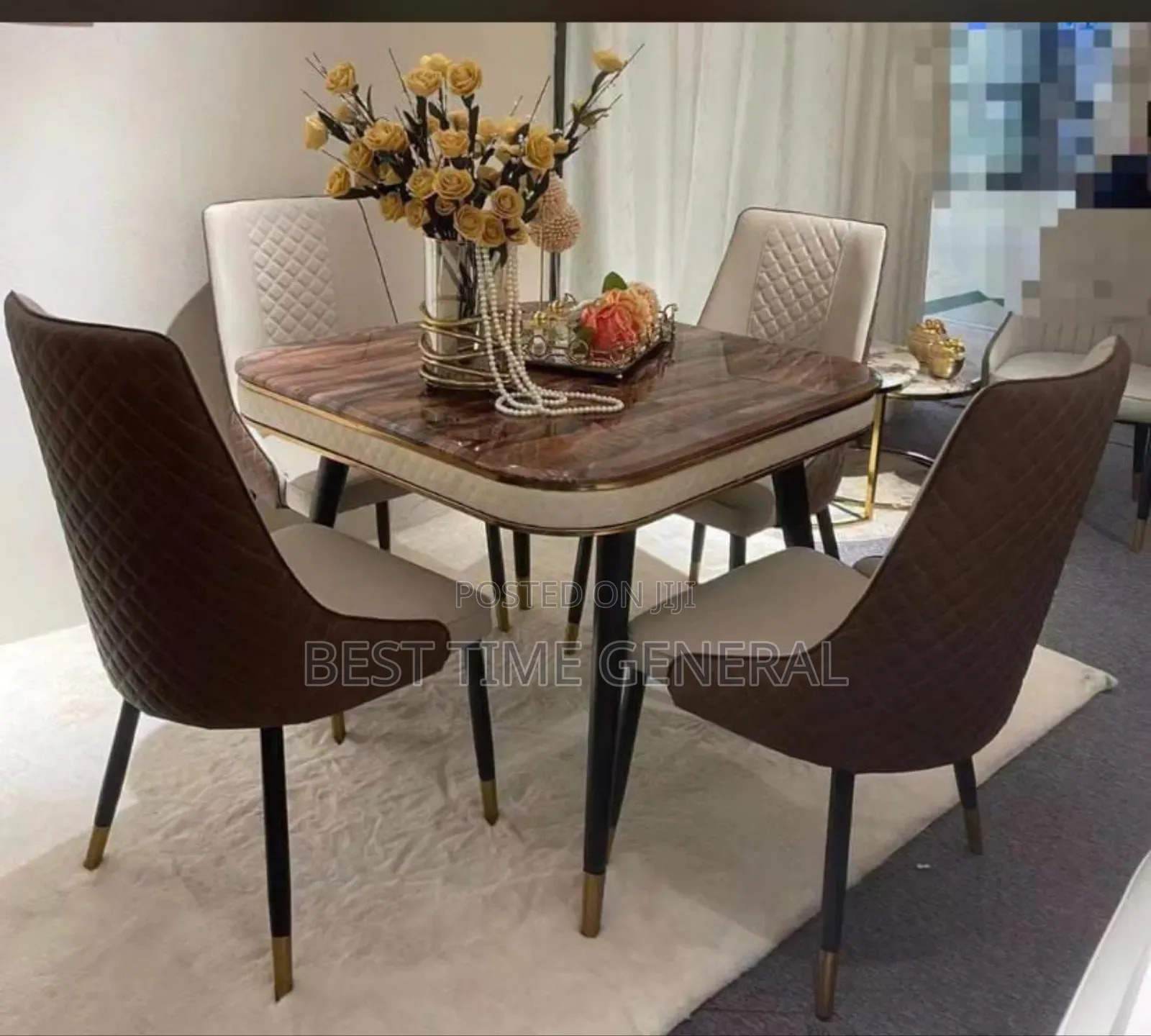 Luxury Exclusive Set of Dinning With 4 Chairs