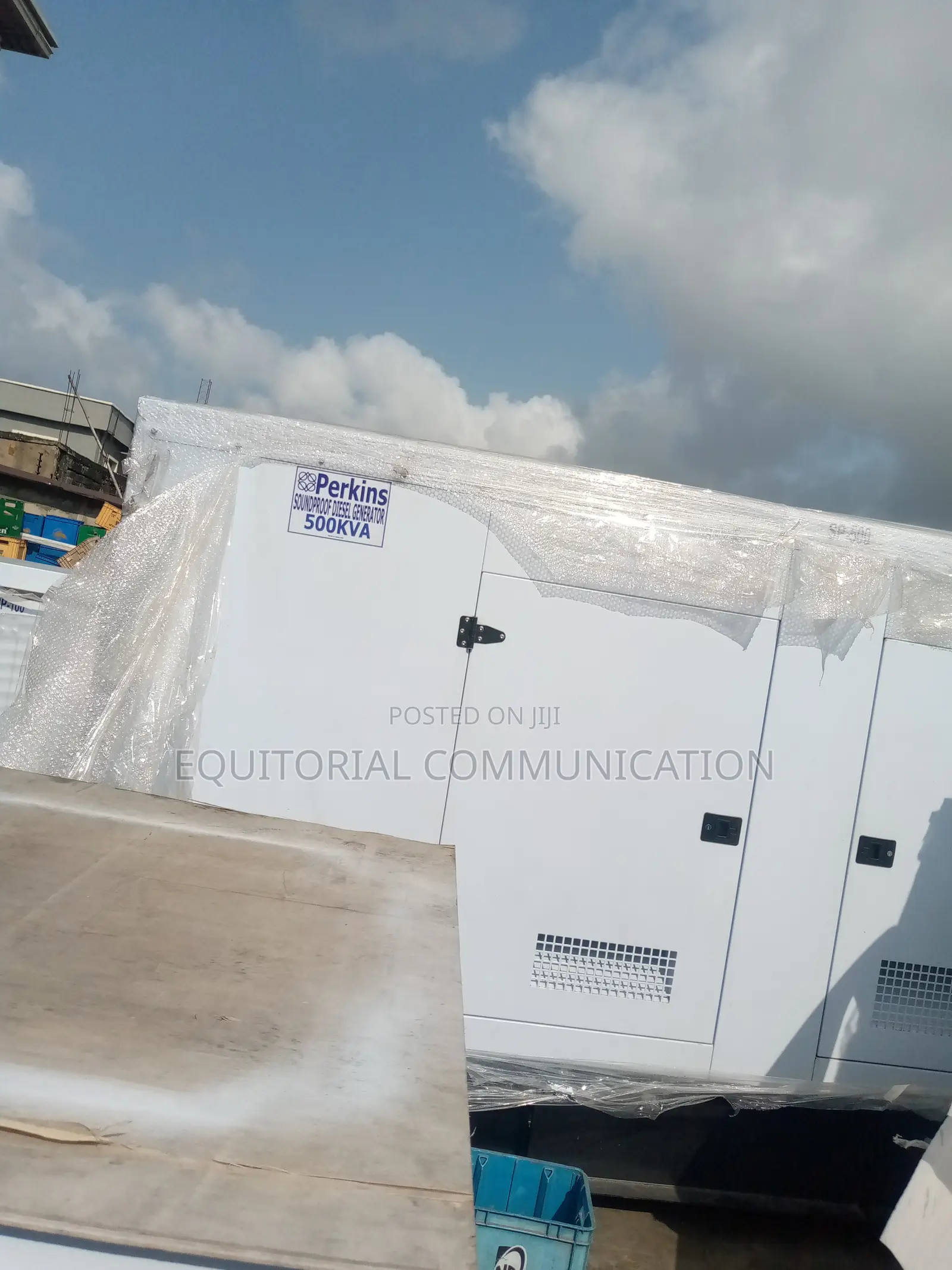 Protabilty 500kva Perkins Soundproof DIESEL Generator 