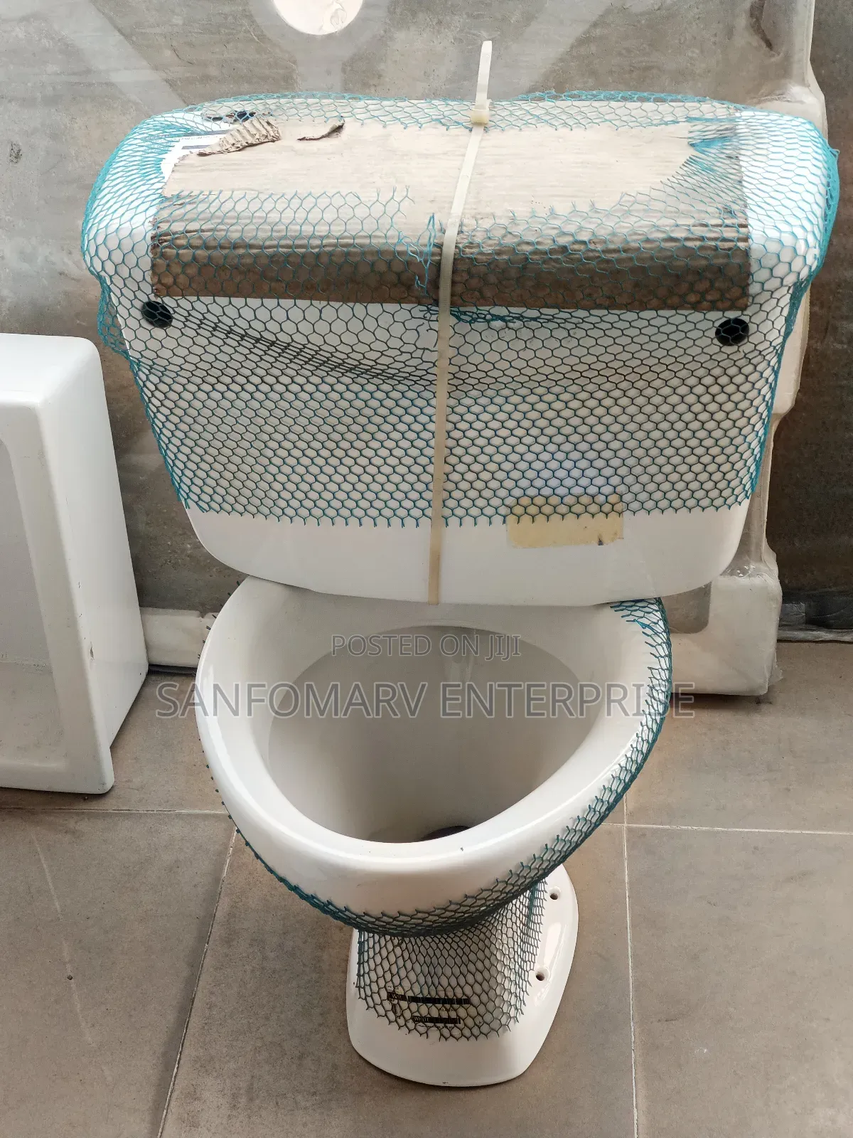 Twyford Hanging Wc