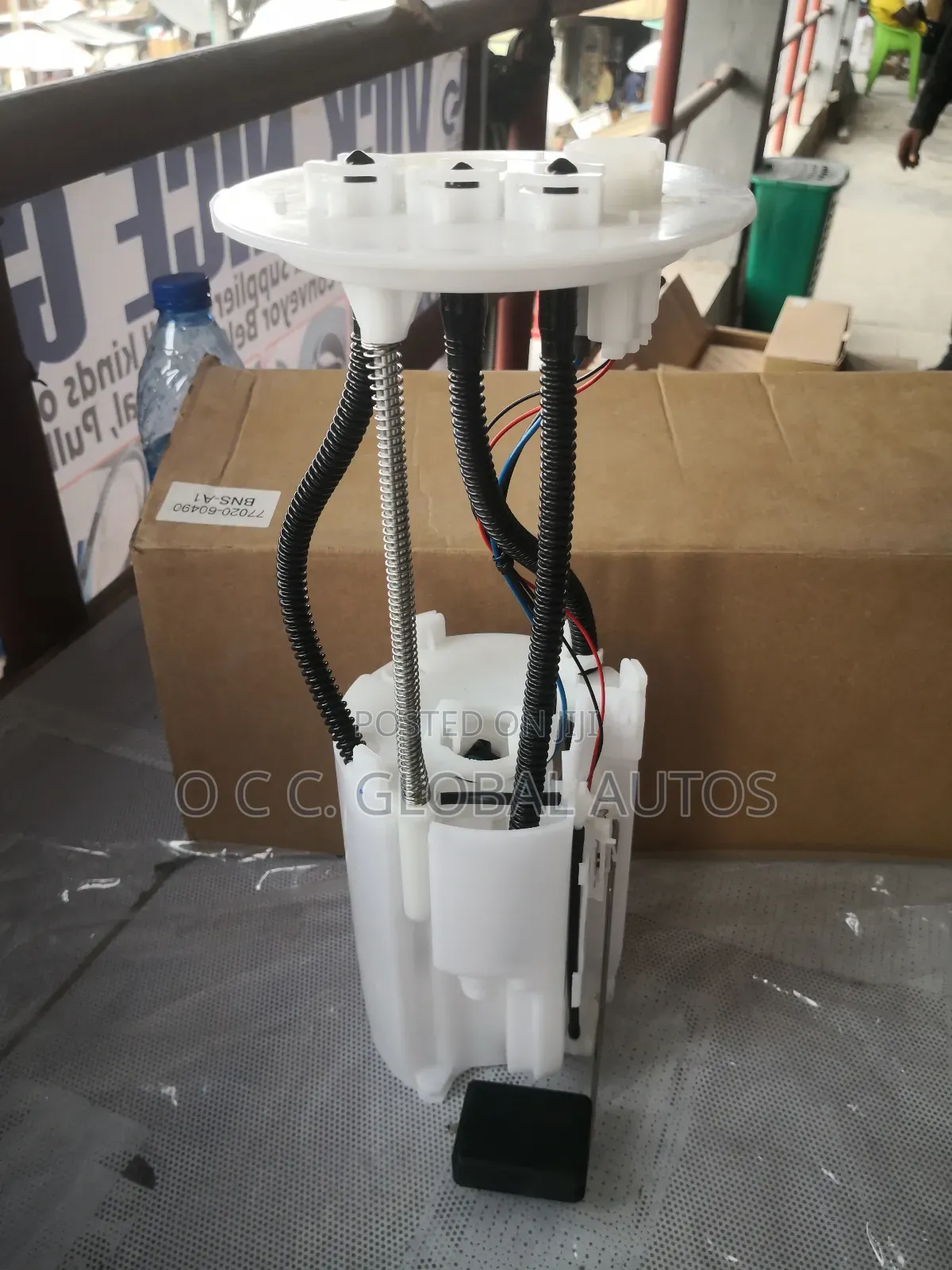 Complete Fuel Pump Rav4 2005