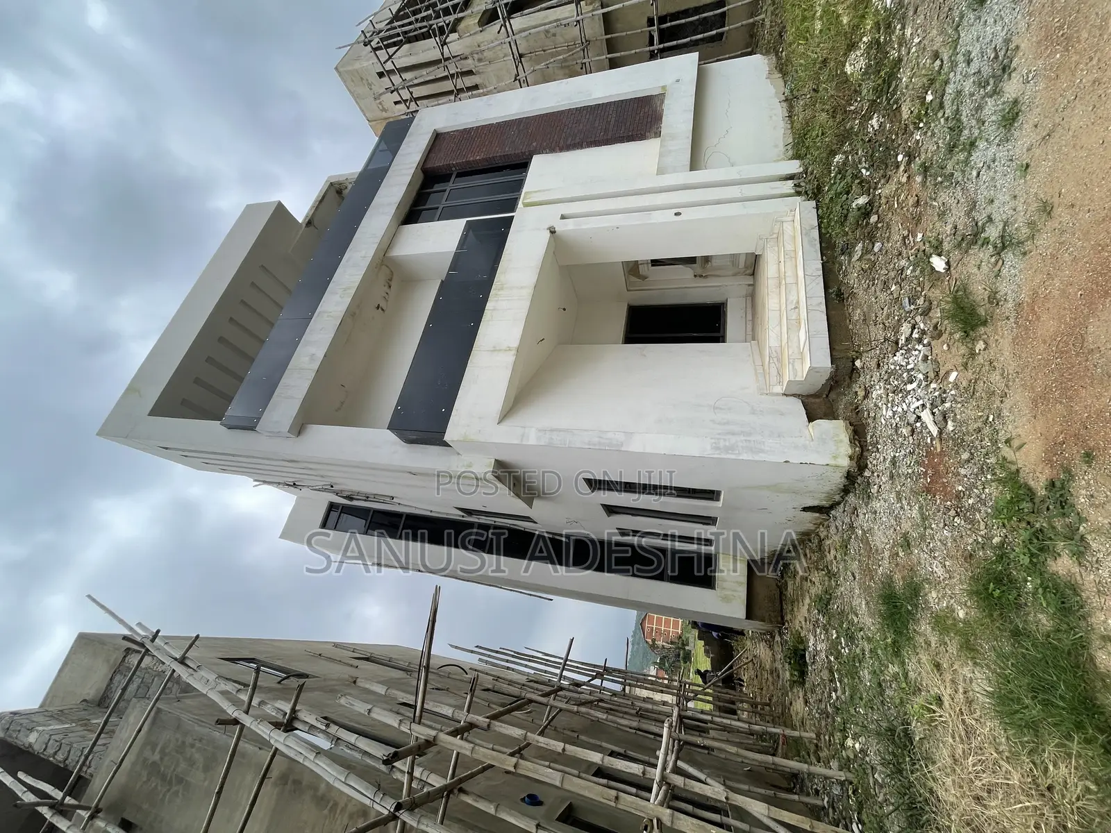 6bdrm Duplex in Katampe Maid Abuja for sale