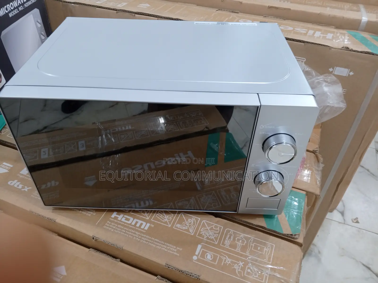Affordeable 20L Hisense Microwave Oven Silver