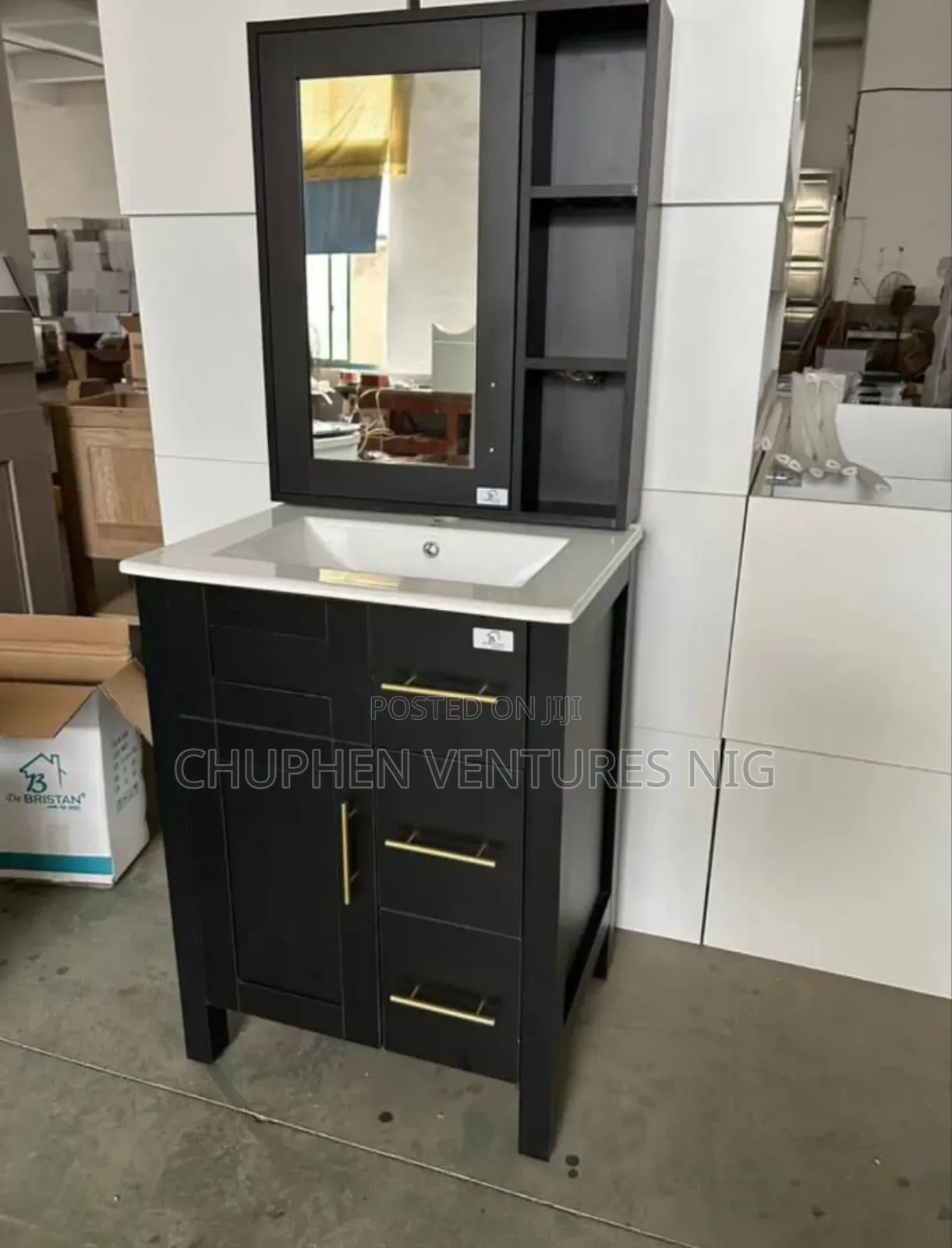 Bathroom Vanity With Washing Hand Basin and Mirror