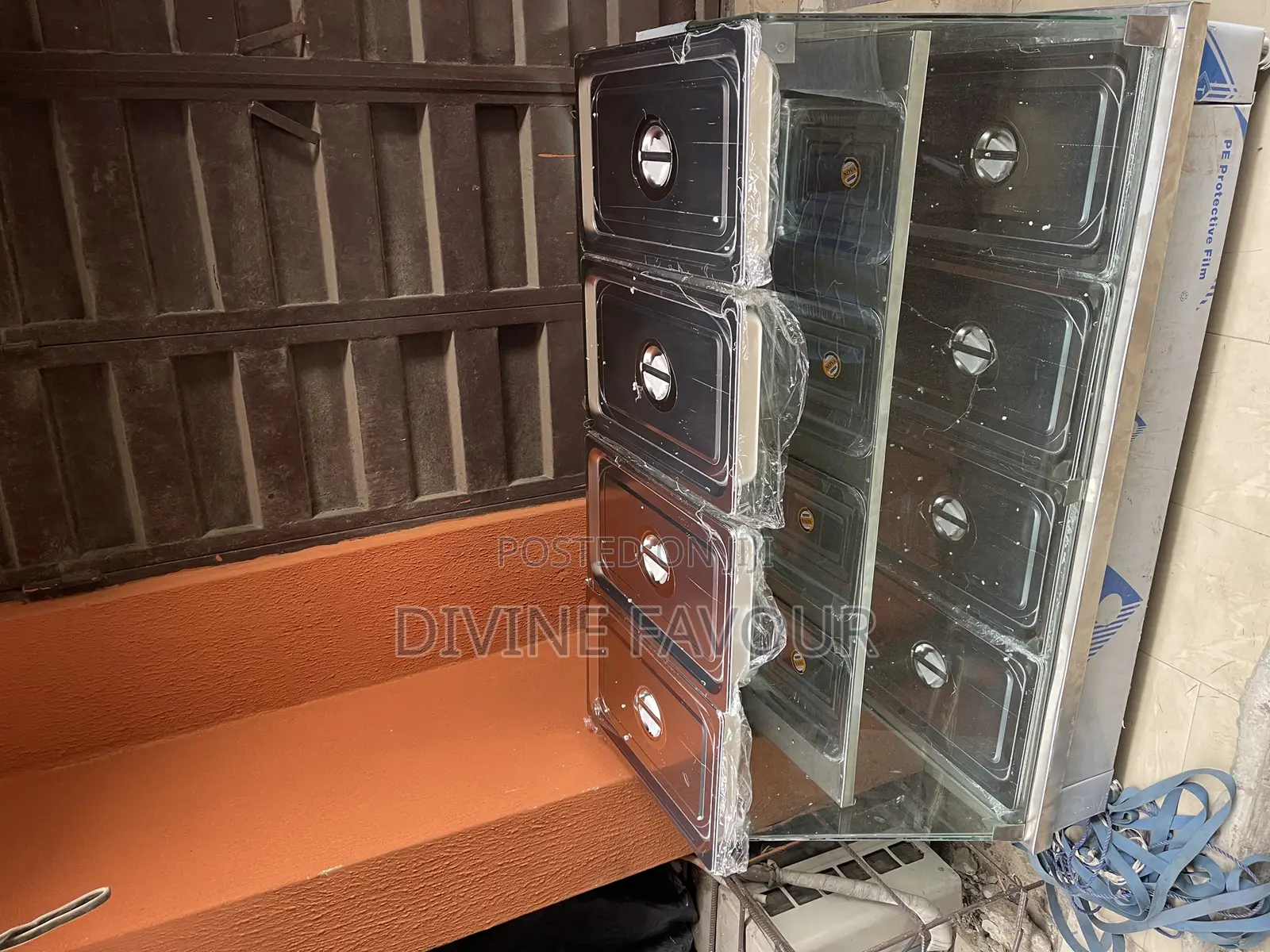 4 Plates Food Warmer Display