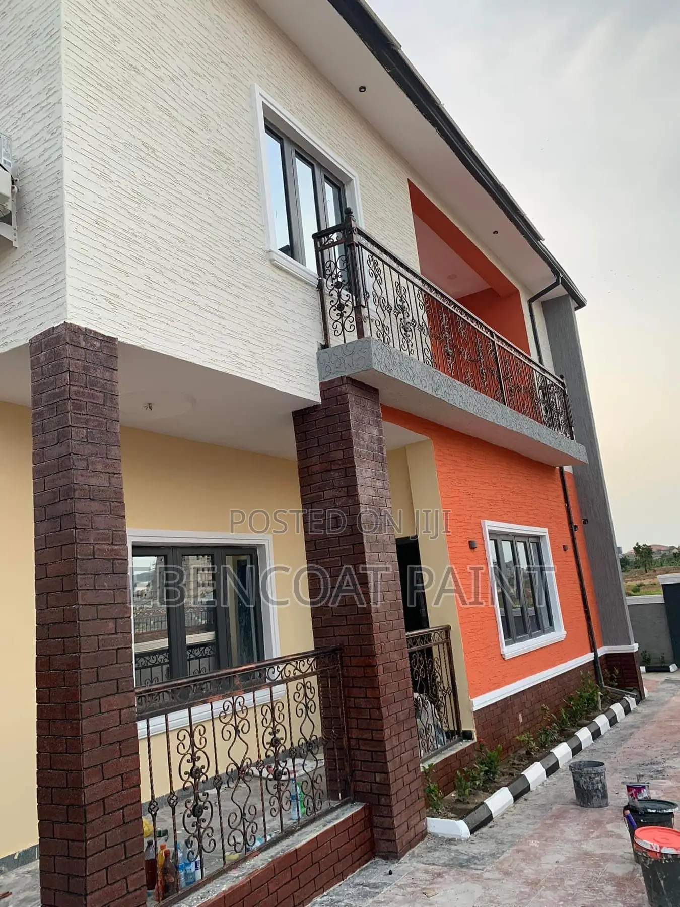 Gravitex Paints