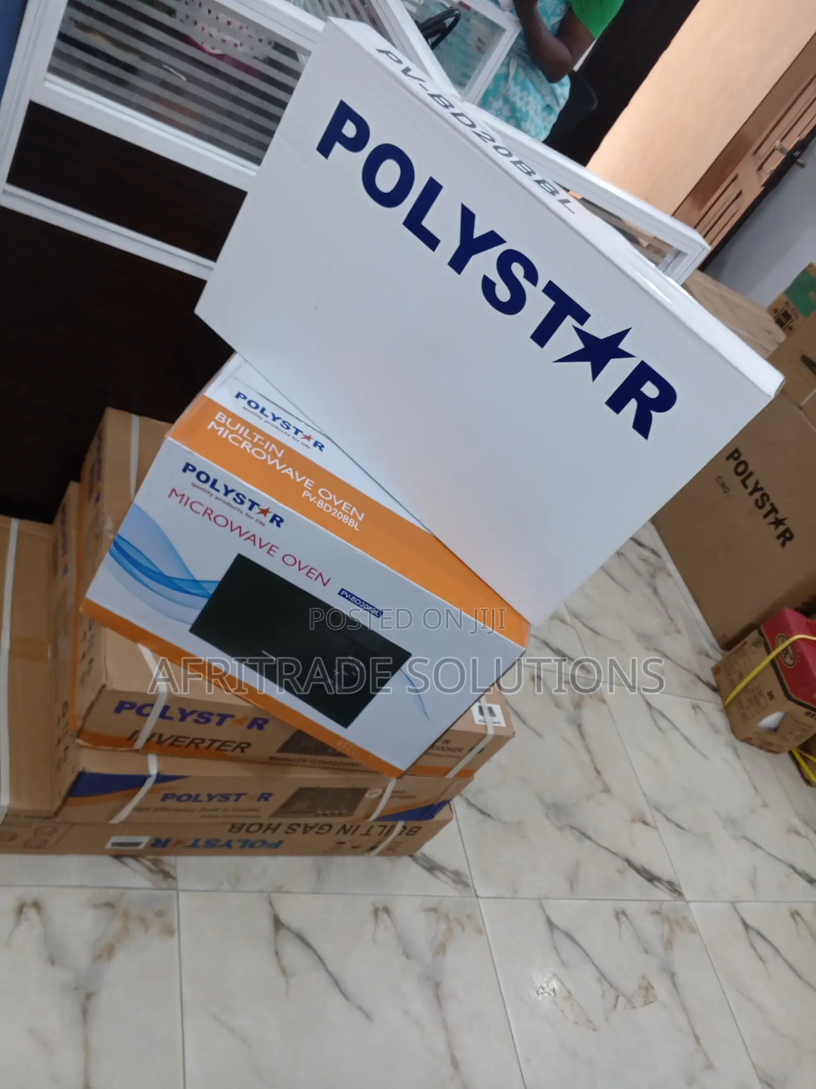 Polystar 20 Liters Built–In Microwave Oven + Removable Glass