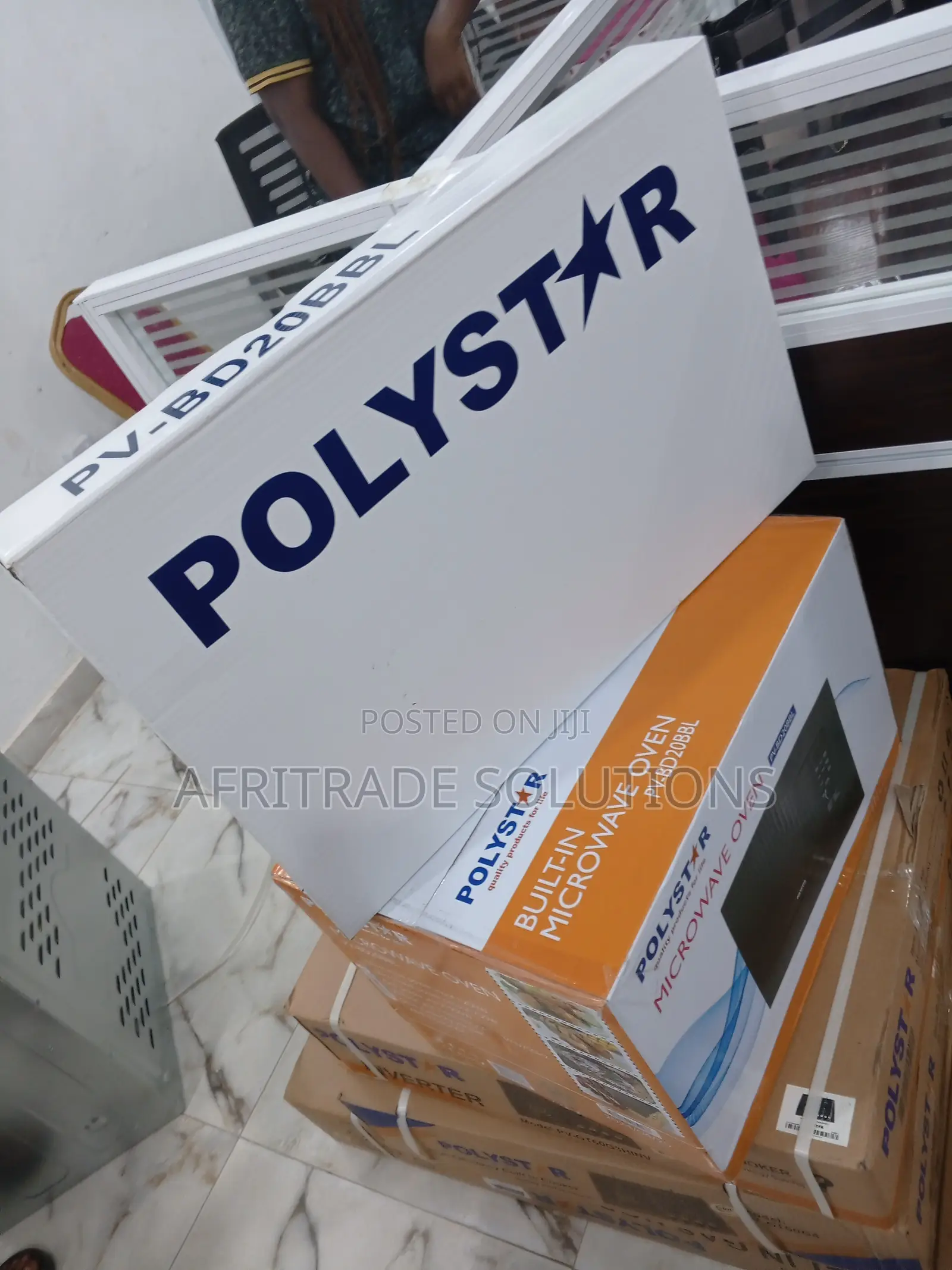 Polystar 20 Liters Capacity Built–In Microwave Oven