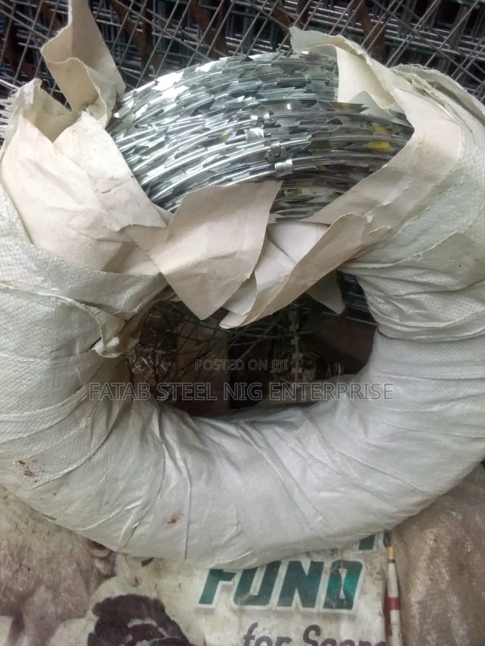 Hot Dipped Galvanise American Security Razor Fence Wire