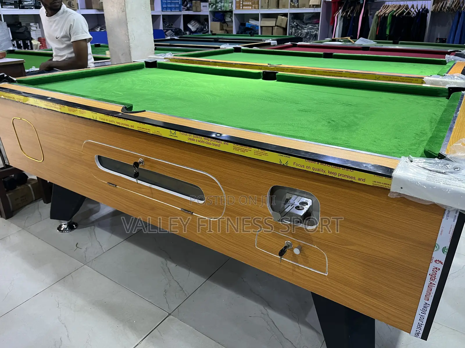 Local Made Coin Operated Snooker HFD