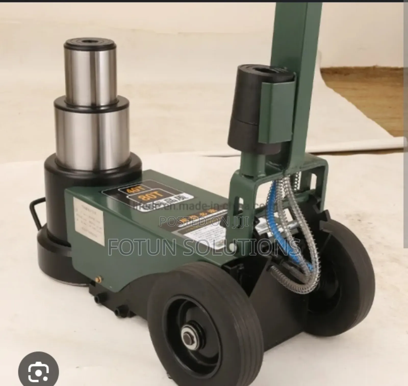 Pneumatic Floor Jack 120tons