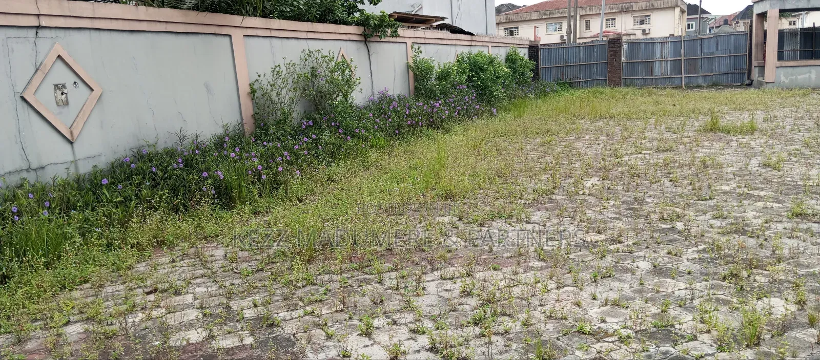 To Let/ Lease: 2 Plots Major Dr Peter Odili Rd