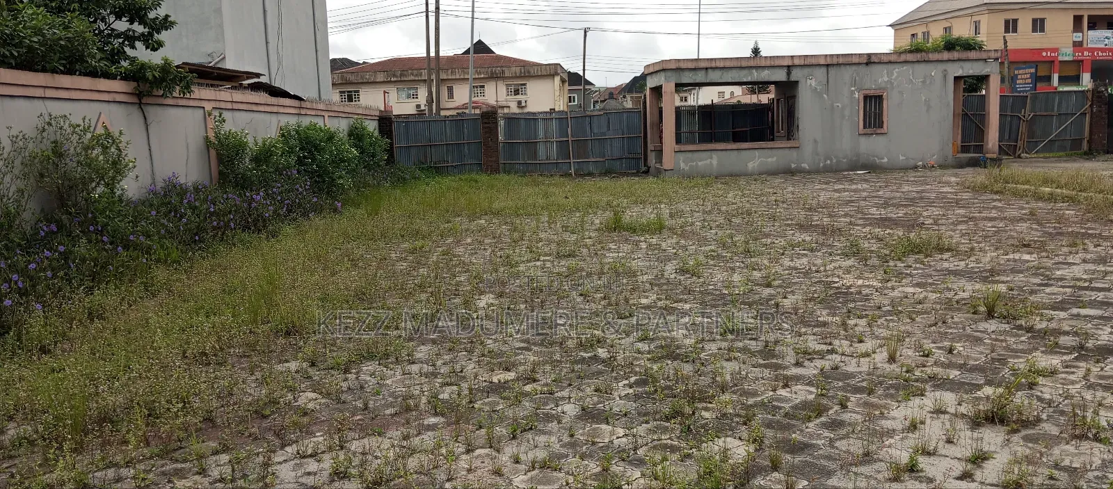 To Let/ Lease: 2 Plots Major Dr Peter Odili Rd