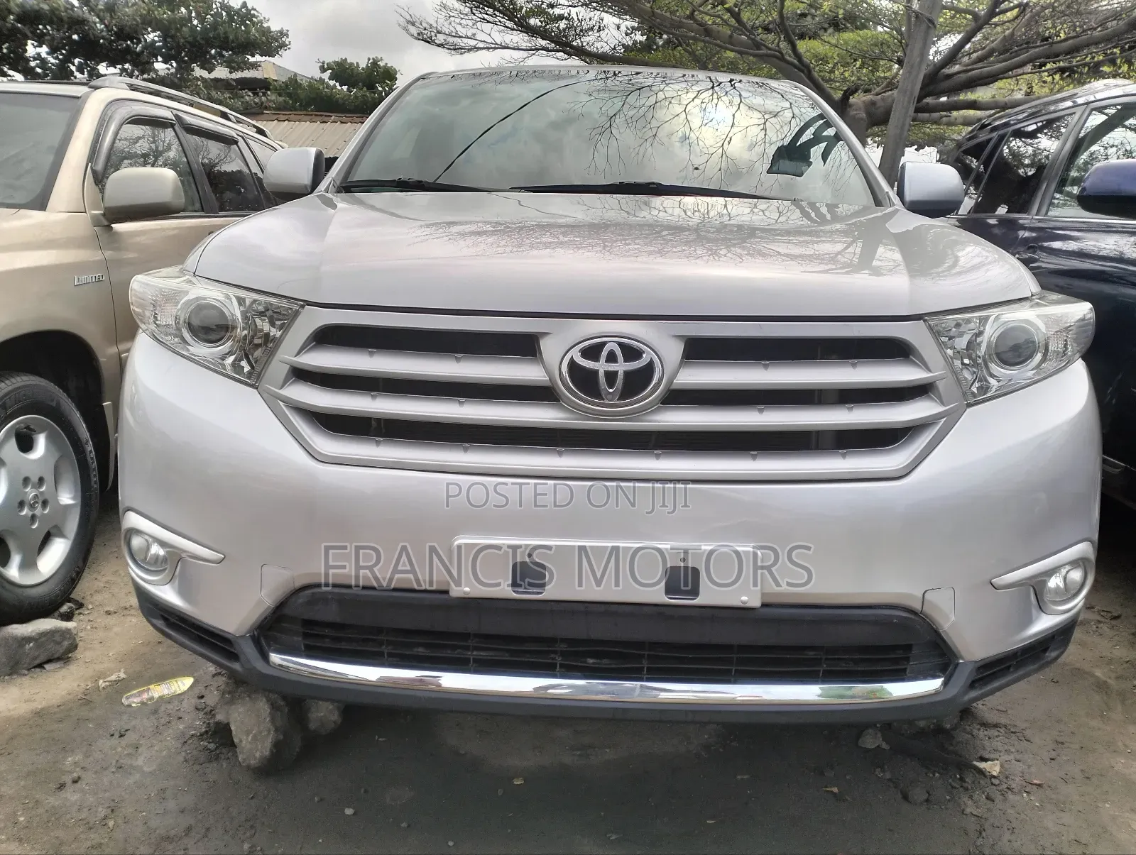 Toyota Highlander 3.5L 4WD 2013 Silver
