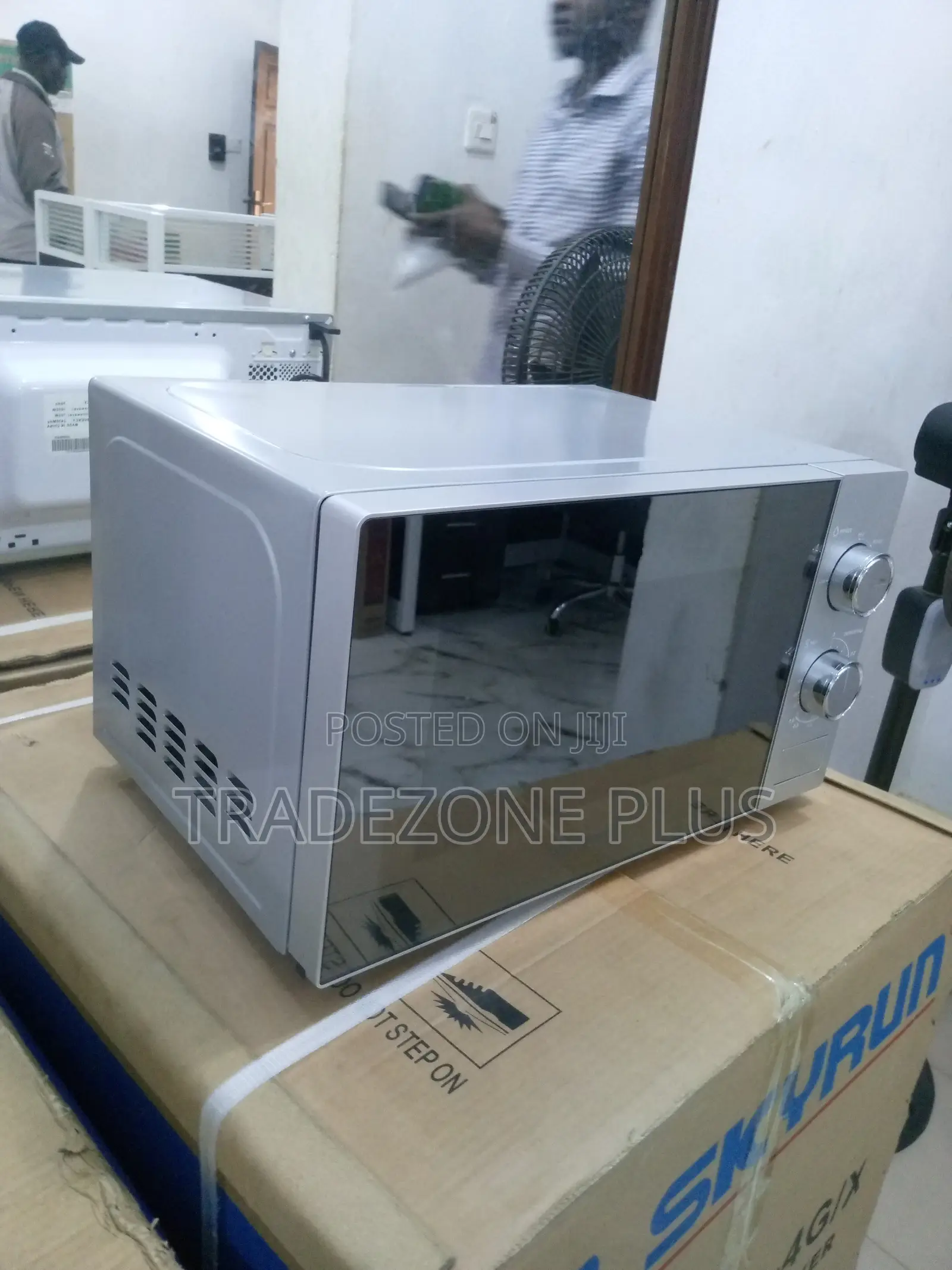 Brand New Hisense Microwave 20L Oven