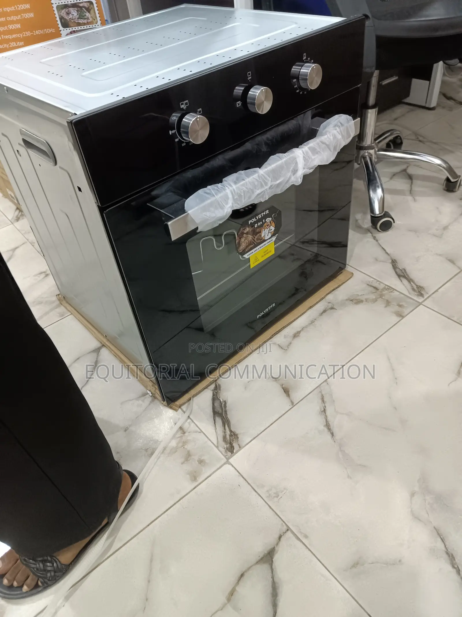 Sophisticated 65litres Polystar Built in Electric Oven 