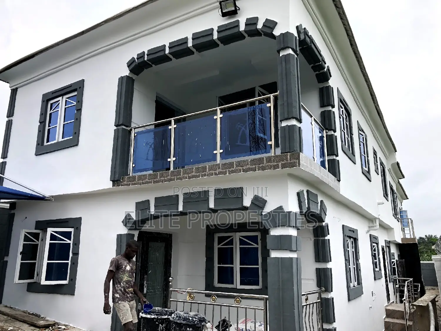 Professional House Painting in Akobo – Modern Elegant Finish