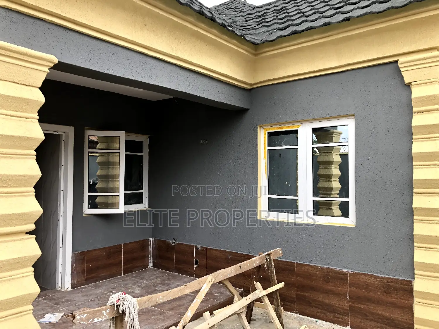 Professional House Painting in Akobo – Modern Elegant Finish