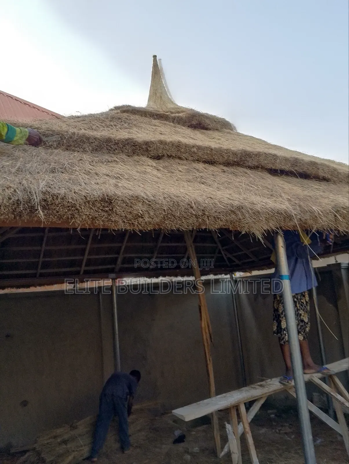 Super High Quality Bush Bar Gazebo Hut in Lagos