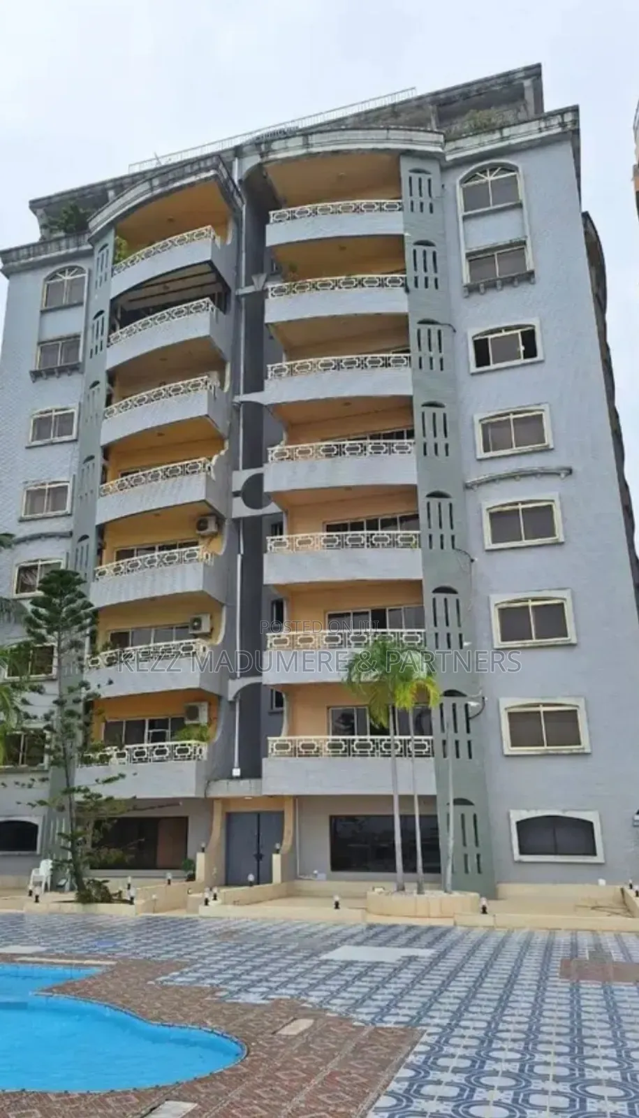 19bdrm Block of Flats in Off Ajose Adeogun Rd for sale