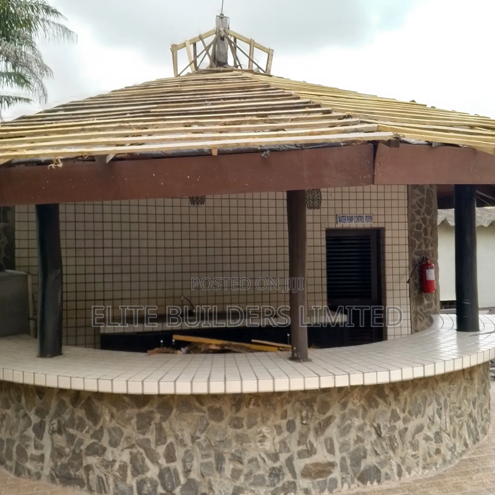 First Class Bush Bar Gazebo Hut With Warranty in Nigeria