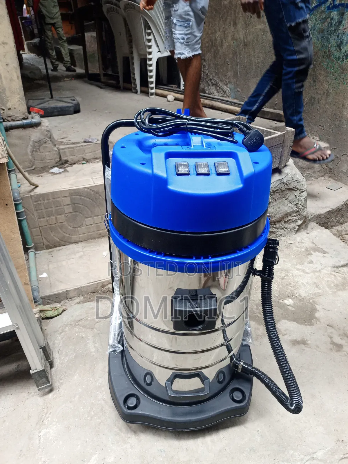 Vacuum Cleaner 80L