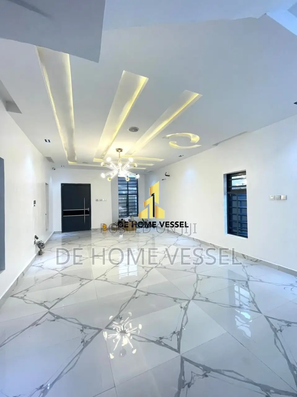 5bdrm Duplex in Lekki for sale
