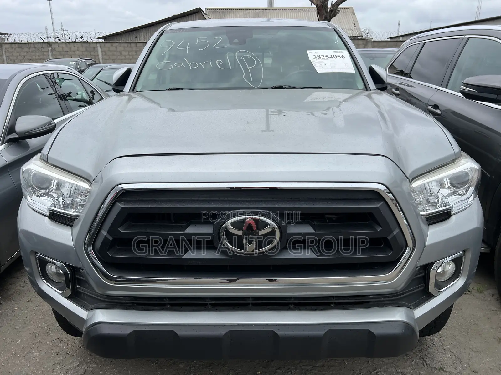Toyota Tacoma 2020 Silver