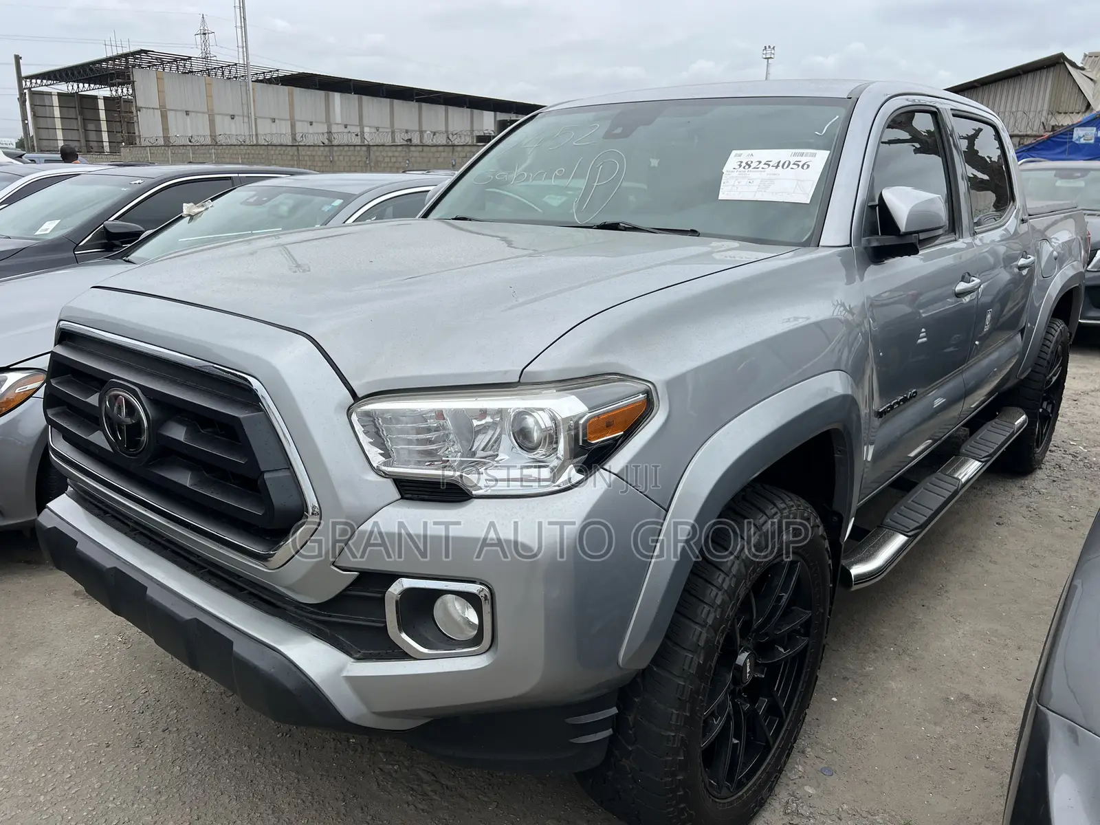 Toyota Tacoma 2020 Silver