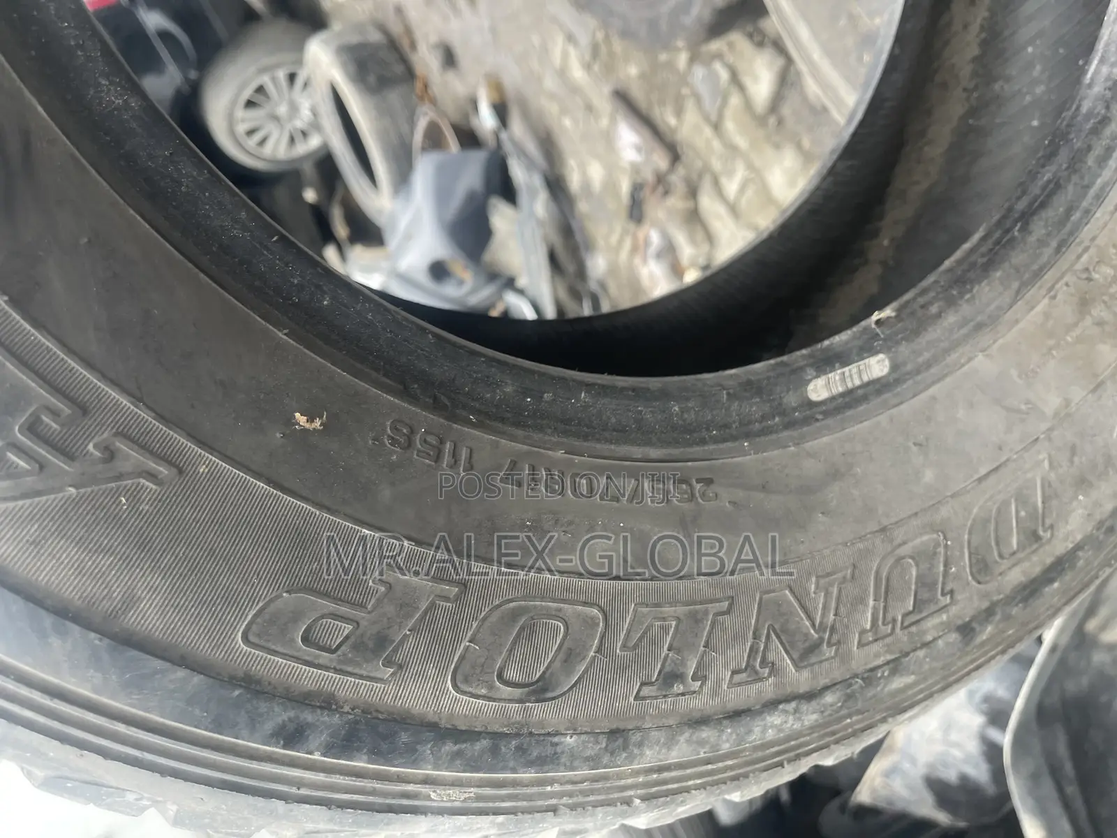 265/70/17 Dunlop Four Uniform