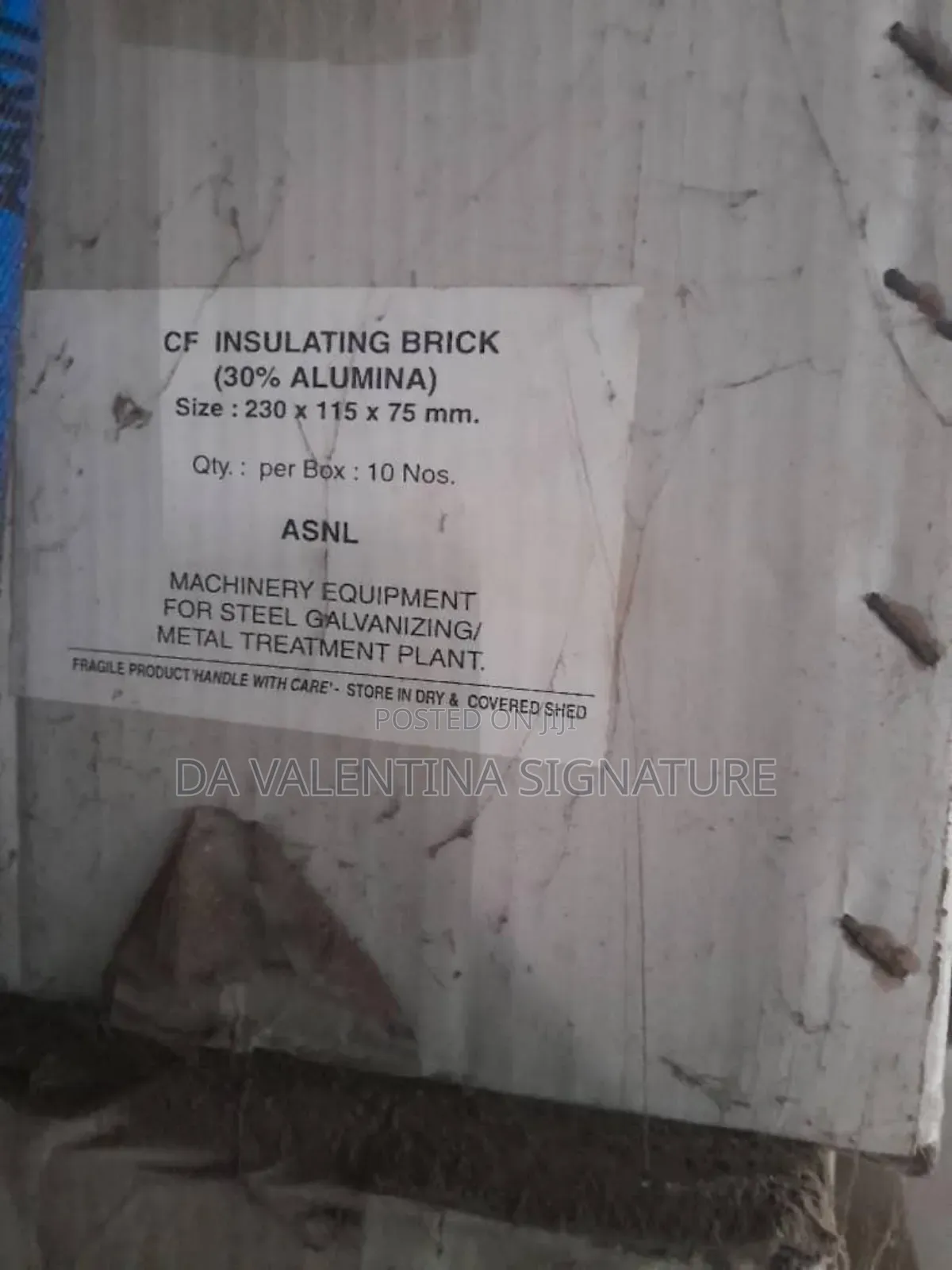 Insulating Fireproof Bricks