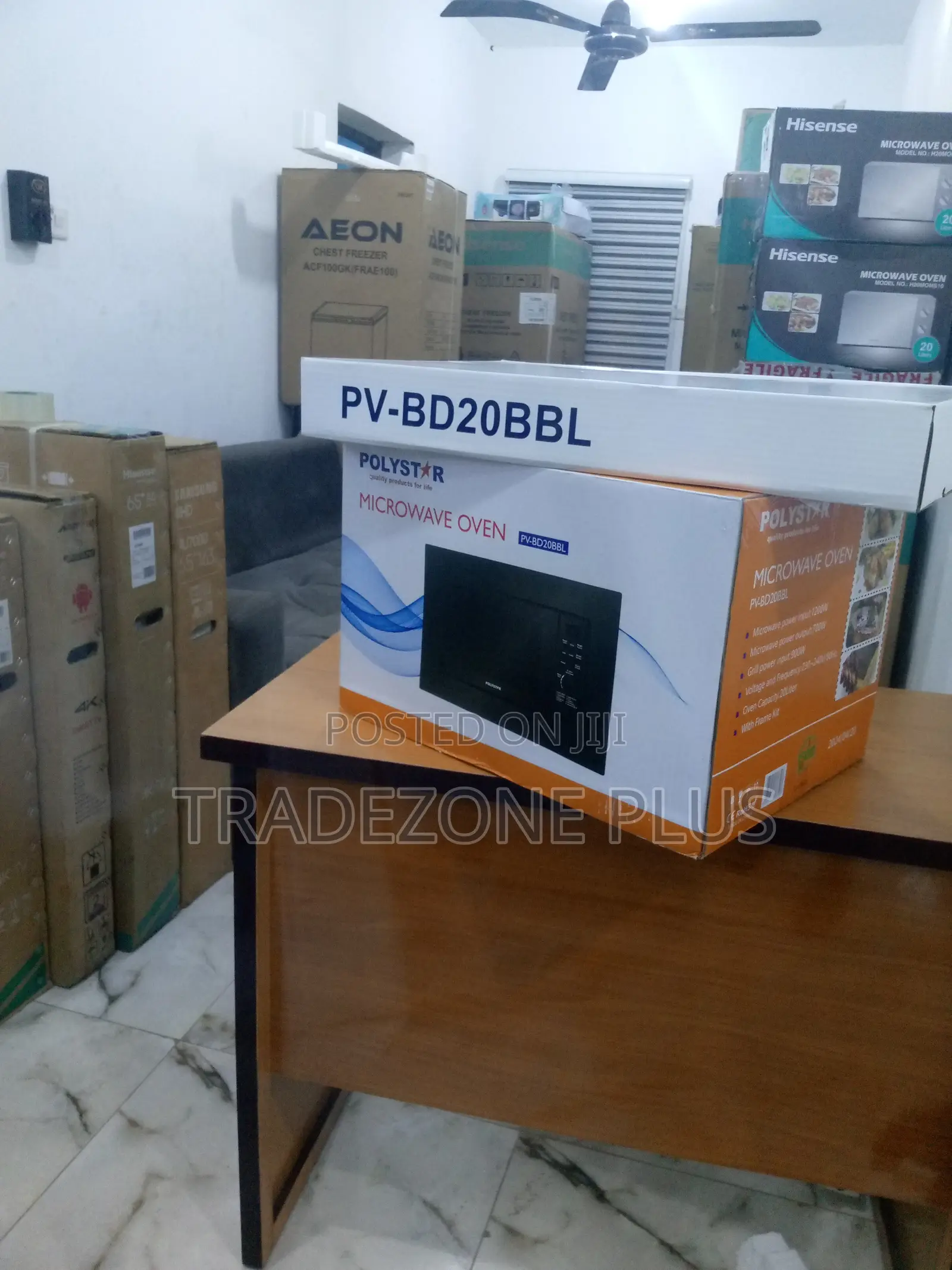 Brand New Polystar Built in Microwave