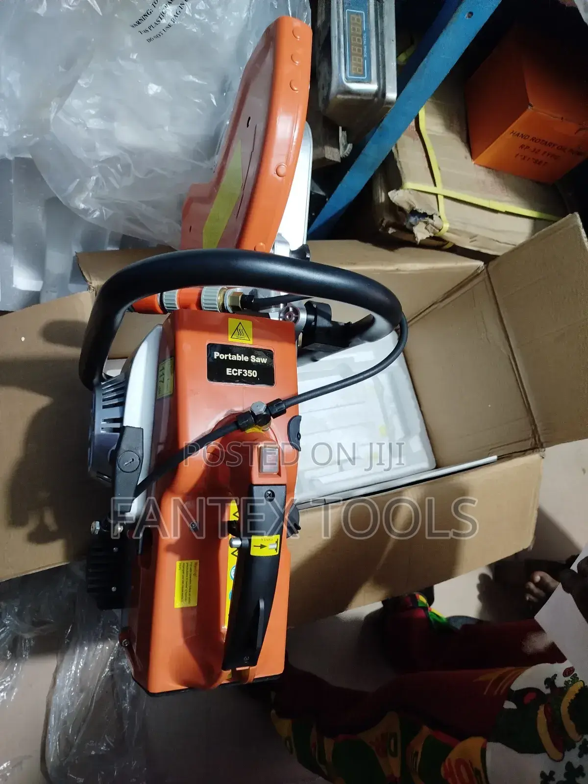 Portable Saw . Model Ecf350