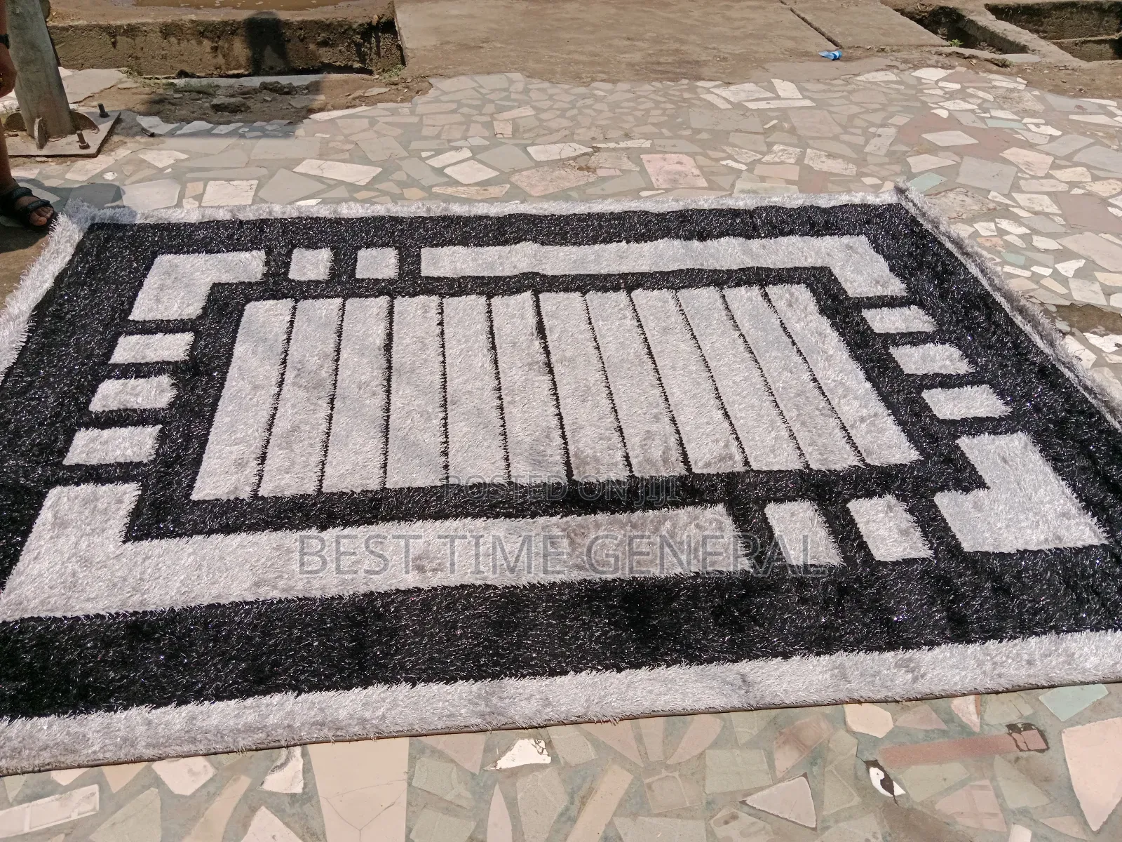 Luxury Turkey Center Rug