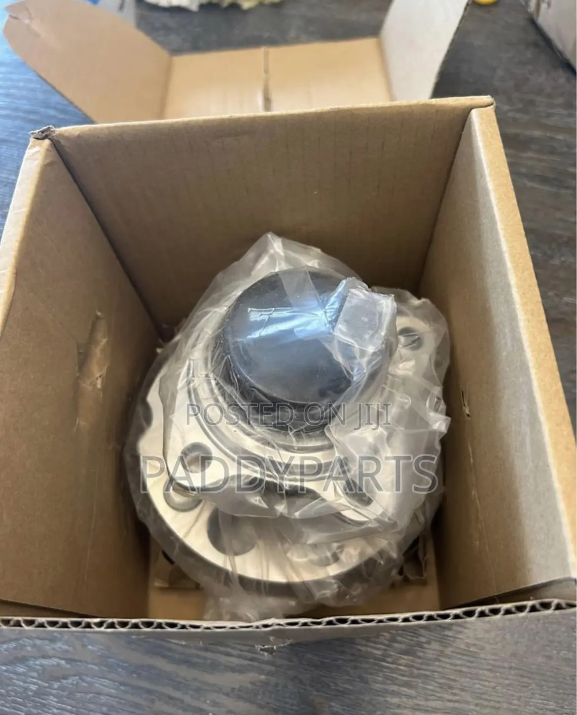 Toyota Sienna Rear Hub Bearing (Complete)