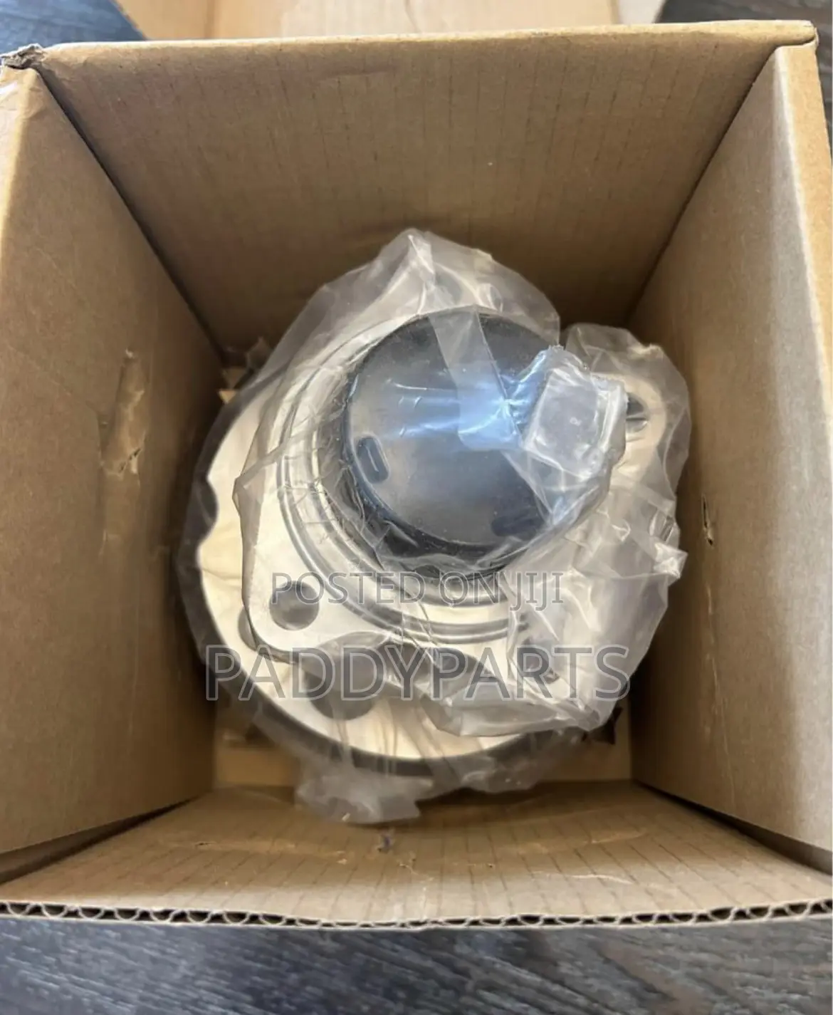 Toyota Sienna Rear Hub Bearing (Complete)