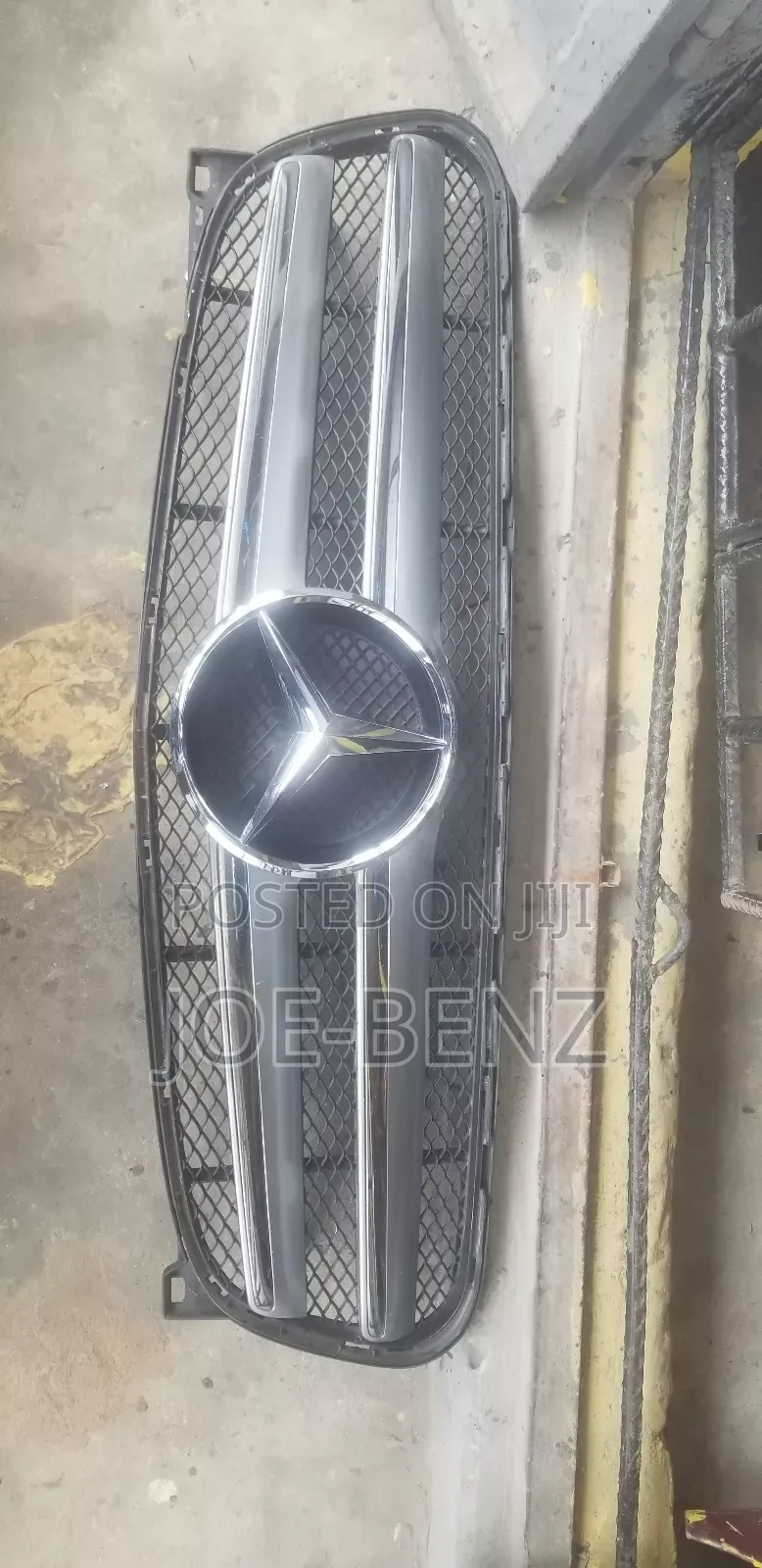 GLA250 2015 Front Bumper Grill