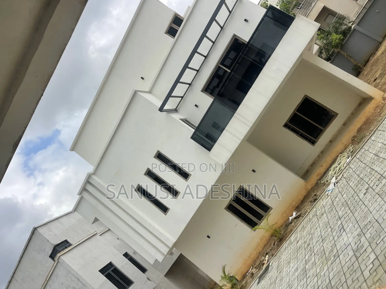 6bdrm Duplex in Katampe Extension At for sale