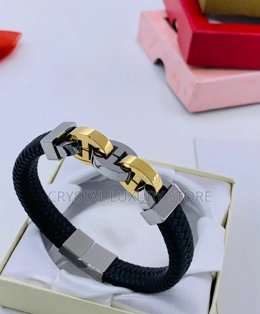 Top Quality Luxury Hand Bangle
