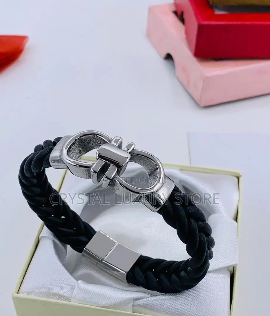 Top Quality Luxury Hand Bangle