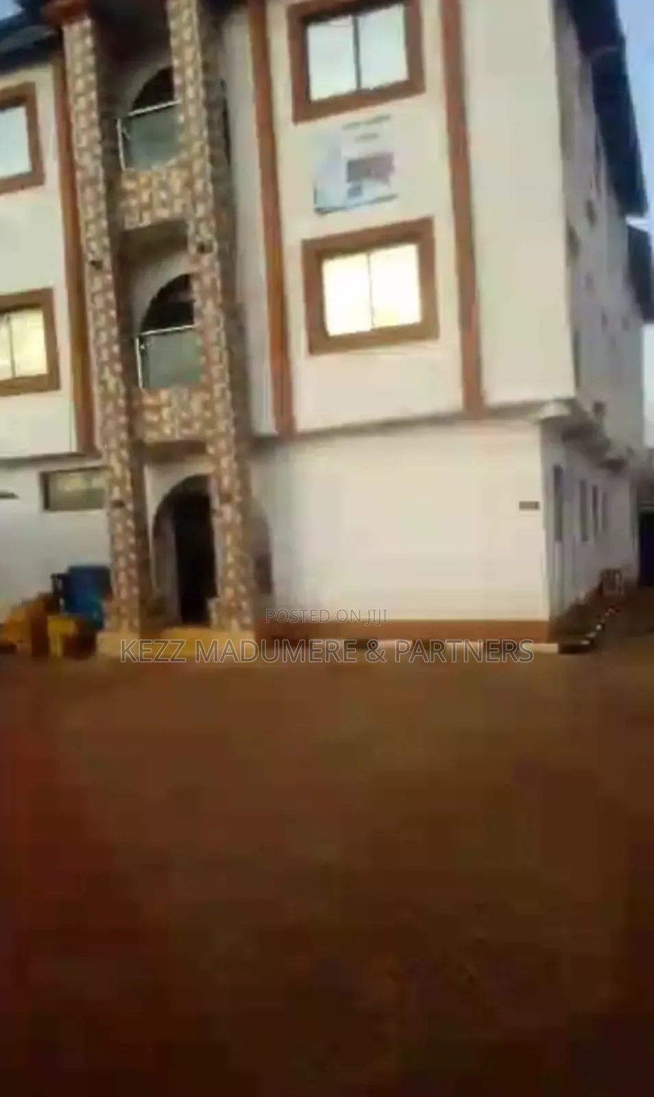 For Sale : 18 Rooms Hotel at Trans Ekulu , Enugu