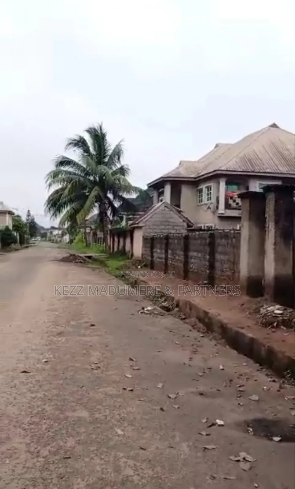 For Sale : 700 SQMTS at Imo Housing Est, Owerri , Imo State